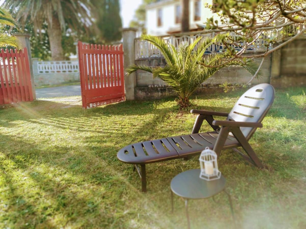 Casa En La Playa De Area Con Finca Privada Viveiro Buitenkant foto